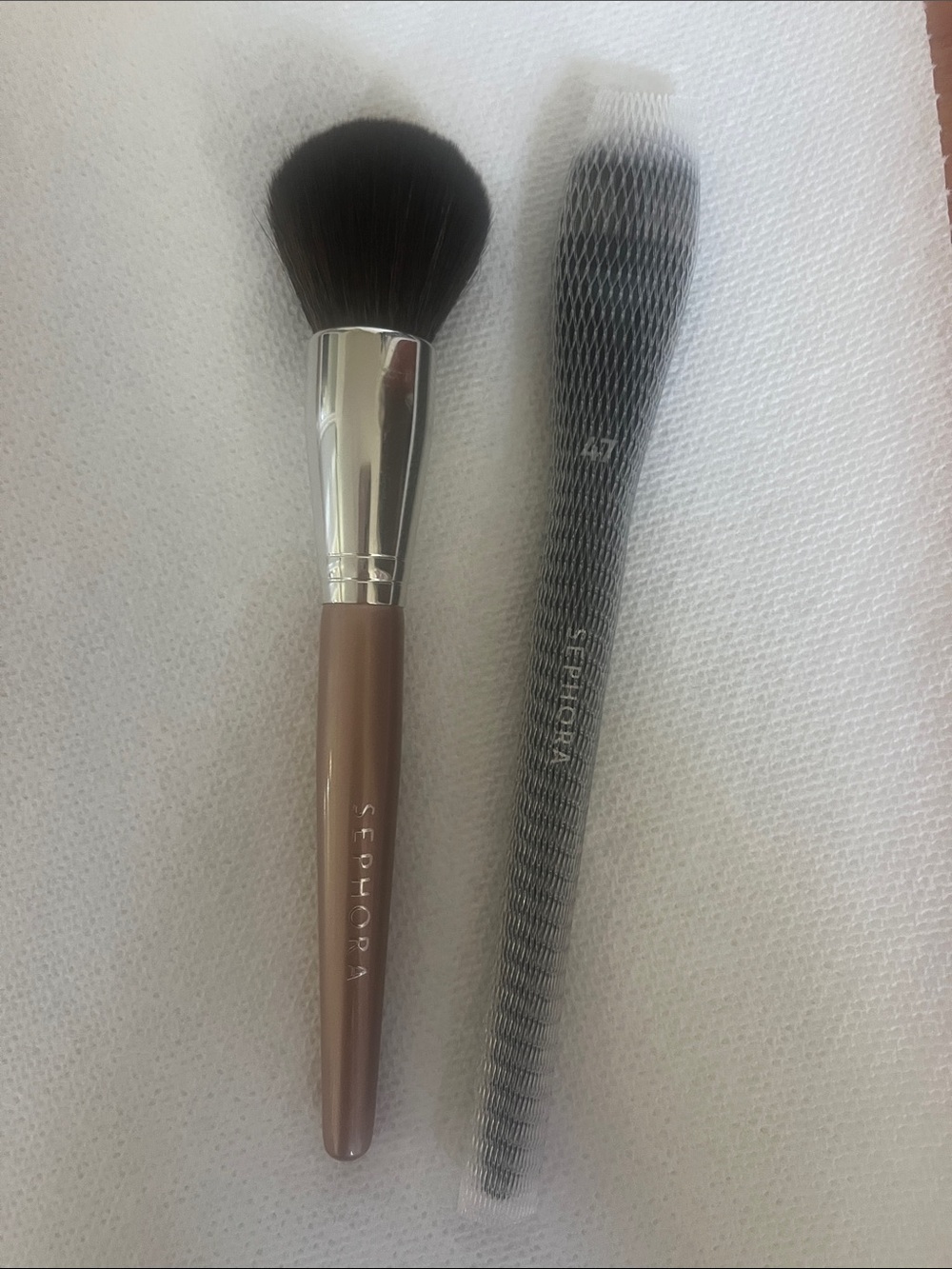 Bundle of Sephora Makeup Brushes - #47 Pro Foundation + LE Bronzer Brush